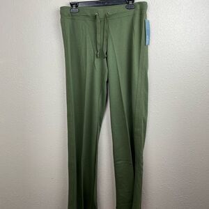 NWT Passports Green Sweatpants Size M